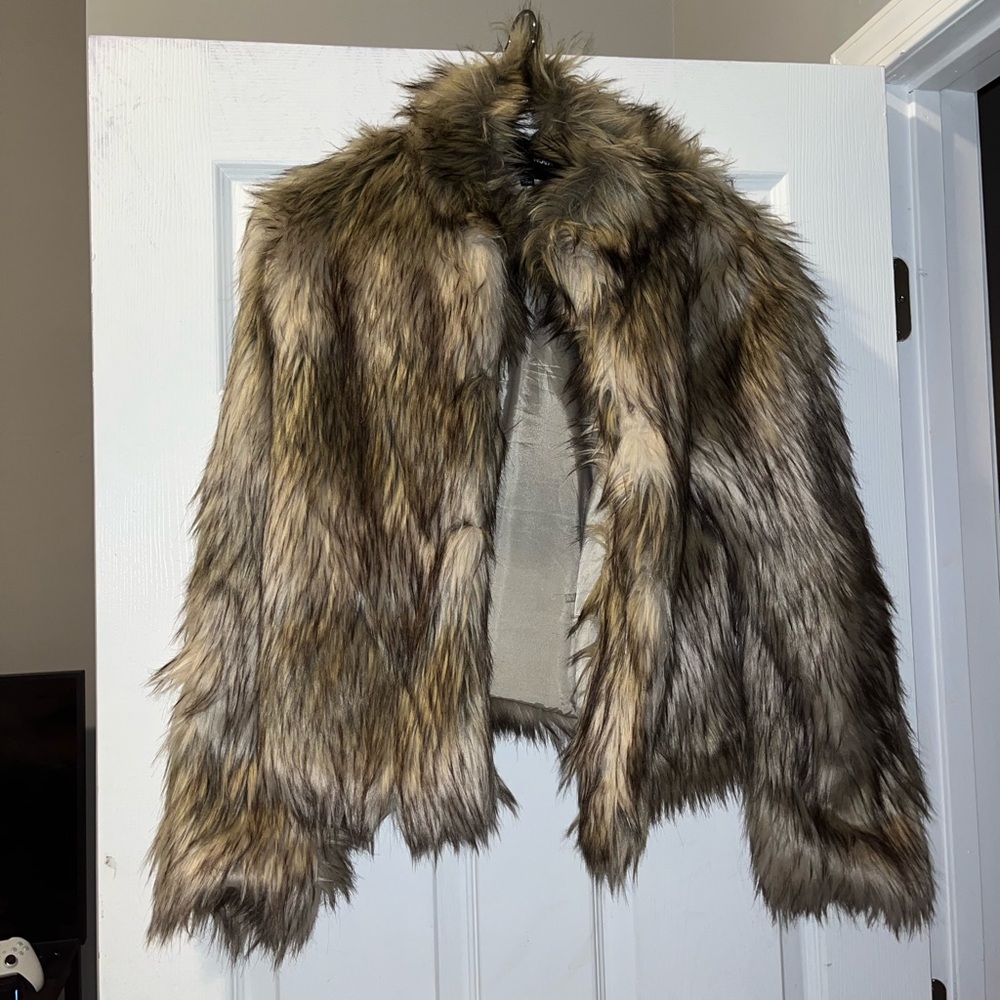 FAUX FUR COAT